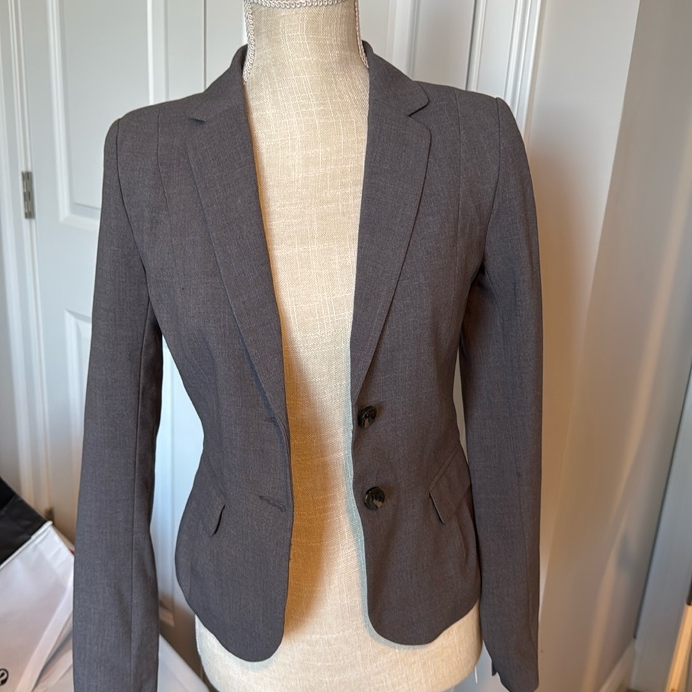 HM gray blazer - Picture 1 of 4